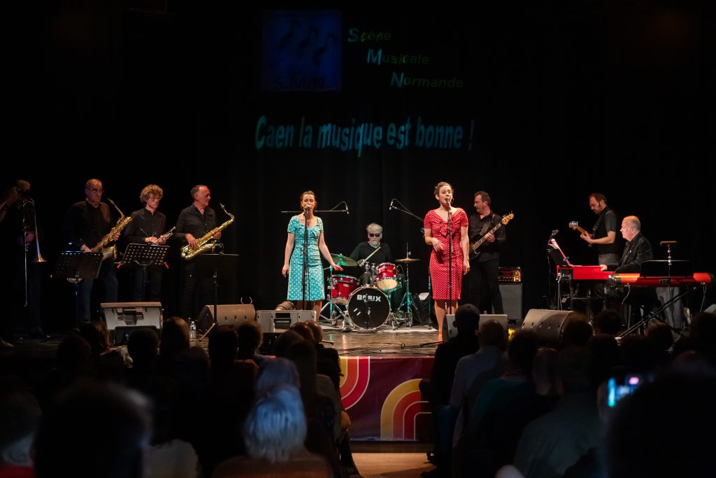 THE SOULFUL DEVIANTS